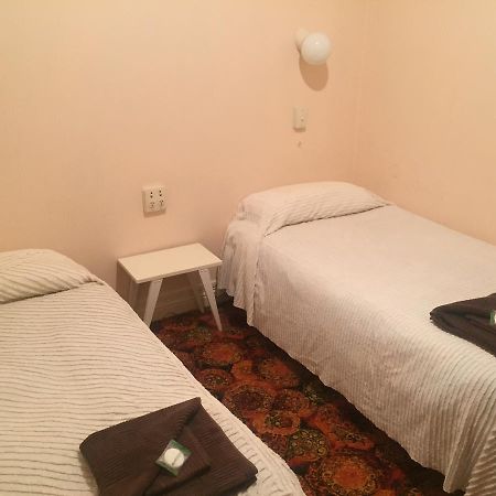 White Hart Hotel 하웨라 외부 사진